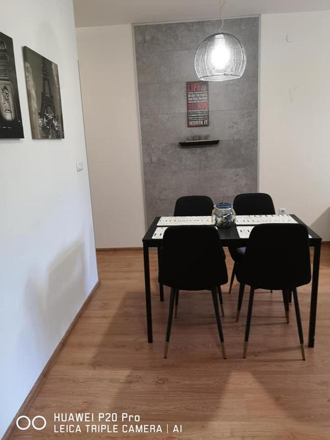 Sea Garden Apartment Idm Varna Bagian luar foto