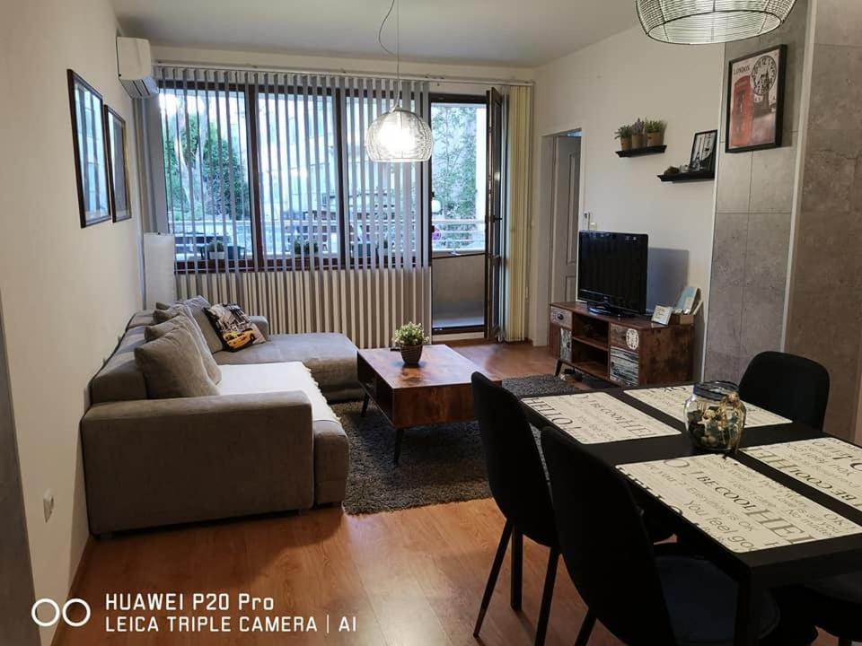 Sea Garden Apartment Idm Varna Bagian luar foto