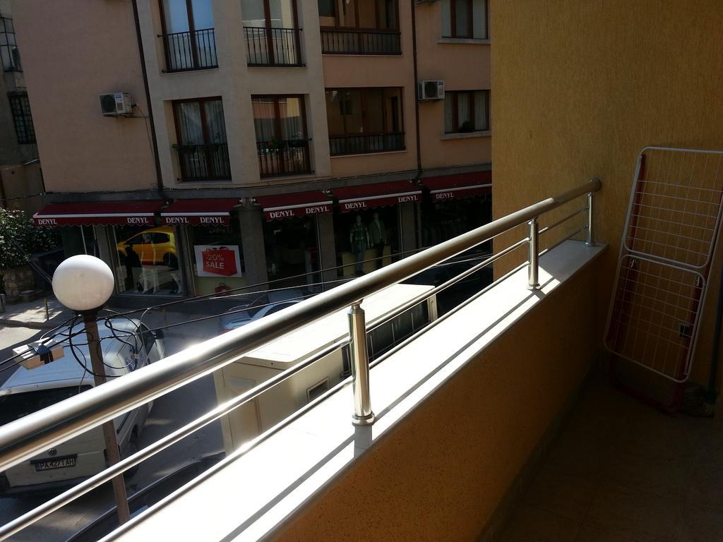 Sea Garden Apartment Idm Varna Bagian luar foto